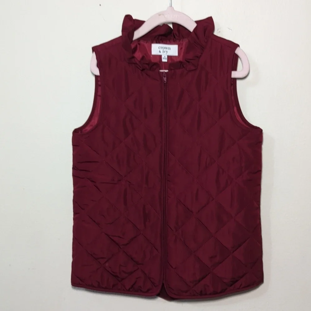 Crown & Ivy Maroon Quilted Vest Full Zip Ruffle Collar Girls Size M
